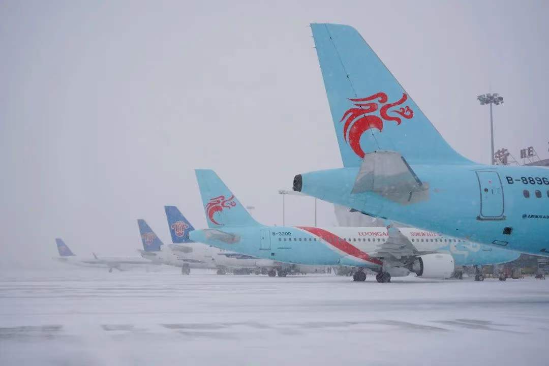 重货空运820公斤铁板上海到博乐次日到达航空货运怎么运重型货物